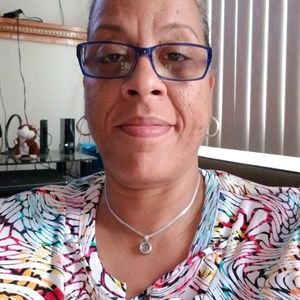 Meet your Posher, Yvonne